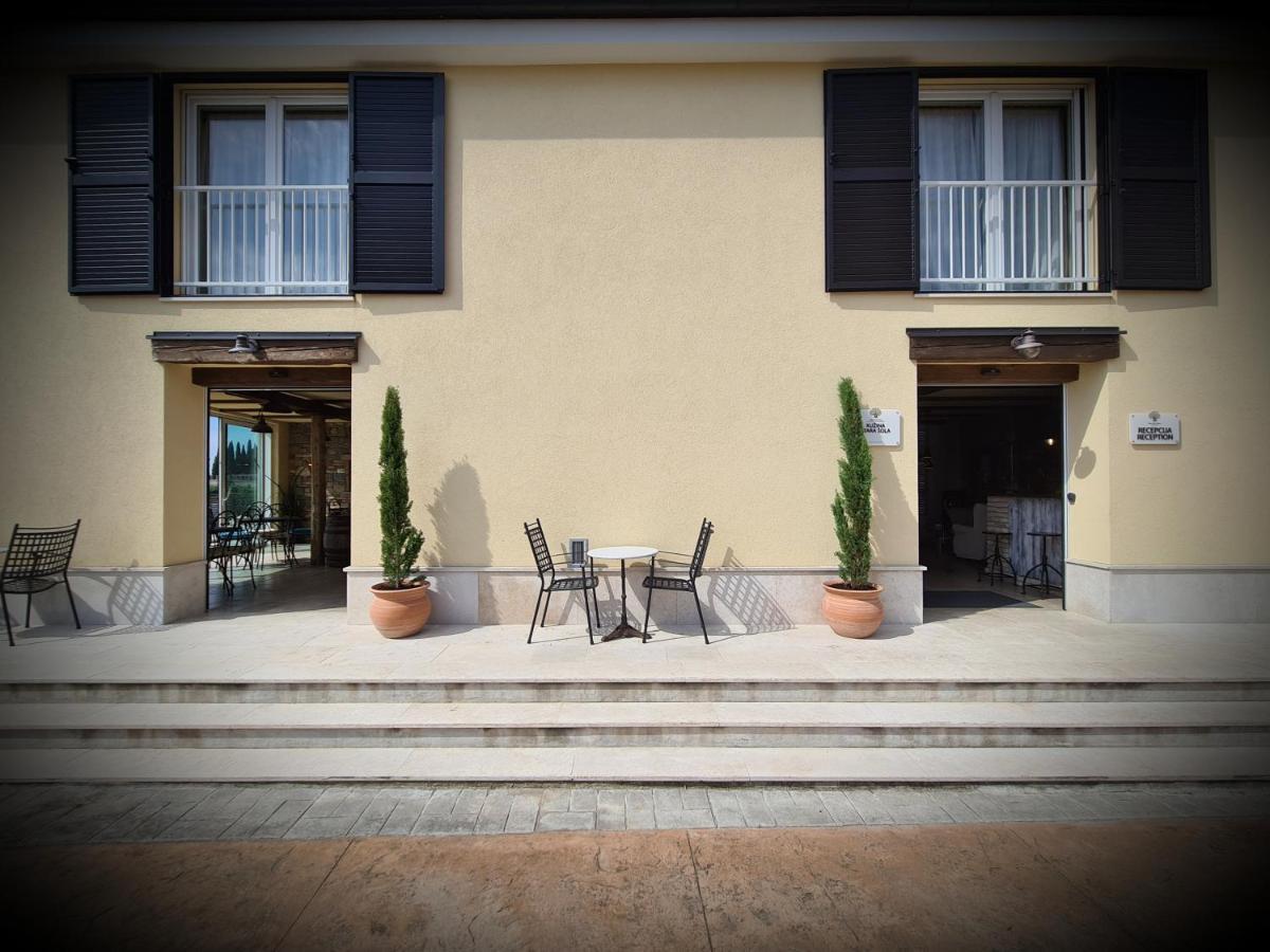 Guest House Stara Sola Korte Exterior foto